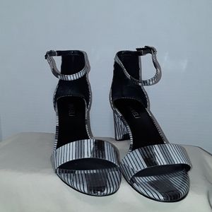 Womens shoes
